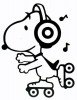 Snoopy ascolta musica